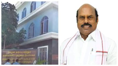 ரூ.3.23 கோடி சாலை மோசடி வழக்கு: உயர்நீதிமன்ற உத்தரவால் லஞ்ச ஒழிப்பு துறை அலுவலகத்தில் ஆஜரான எ.வ.வேலு