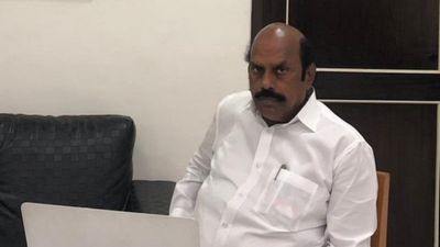 ஓடவில்லை.. ஒளியவில்லை.. என் உடலில் எவ்வளவு பிரச்சனை இருக்கு தெரியுமா.. எ.வ.வேலு பரபரப்பு விளக்கம்