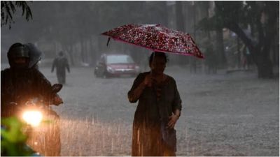 நைட்டு முழுக்க பேய் மழை இருக்கு.. வார்னிங் கொடுத்த வானிலை மையம்! உஷார் மக்களே!