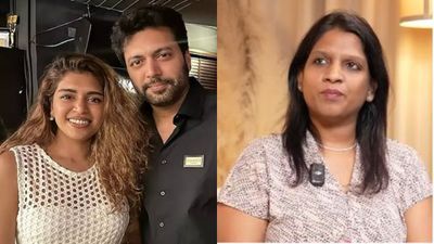 துபாய் ஓட்டல் வாசலில் விரல் மிரட்டல் விடுத்த கெனிஷா.. மிரண்ட மெர்லின்! வசமாக மாட்டிக்கிட்ட ஜெயம் ரவி
