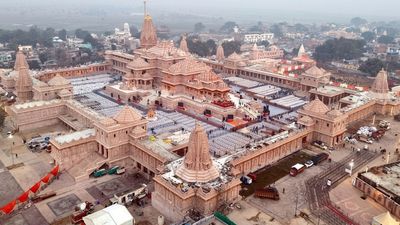 ரூ.500 நோட்டில் தொடங்கிய திருட்டு.. அயோத்தி ராமர் கோயிலில் கோடி கணக்கில் விஸ்வரூபம் எடுத்தது எப்படி?