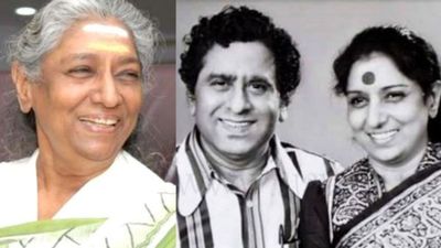 கடைசிவரை எஸ்.ஜானகி அந்த பாட்டை பாடவே இல்லையே.. ஏன் தெரியுமா? கலர் ஆடைகளை தவிர்த்த ராமுவின் ஜானகி