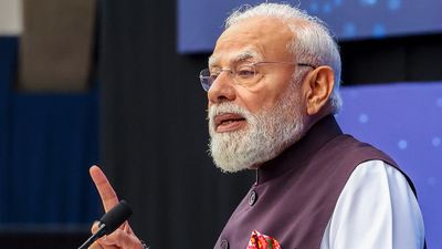 ஓய்வூதியம் + மருத்துவ காப்பீடு.. மத்திய அரசு கொண்டுவரும் வரலாற்று சிறப்பு திட்டம்.. முழு விவரம்
