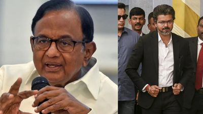காமராஜர் ஆட்சி மாதிரி.. சிஎம் விஜய் ஆட்சியில் லஞ்சமே இல்ல! பாராட்டு பத்திரம் வாசித்த பா.சிதம்பரம்!