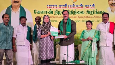 வேளாண் நிழல் பட்ஜெட்டை வெளியிட்டார் அன்புமணி.. பயிர்க்கடன்களை முழுமையாக தள்ளுபடி செய்ய வேண்டுகோள்