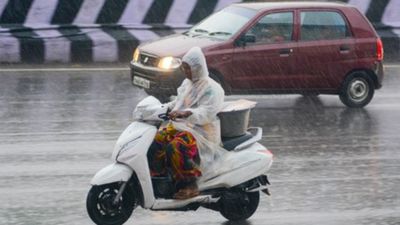 TN Weather: தமிழகத்தில் இன்று எங்கெல்லாம் மழைக்கு வாய்ப்பு? வானிலை மையம் வெளியிட்ட அப்டேட்!