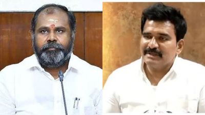 நிர்மல் குமார் ஒரு ஸ்பை! அவர் சொல்வதை நம்பாதீங்க! புது கதை சொல்லும் ஆர்.பி.உதயகுமார்