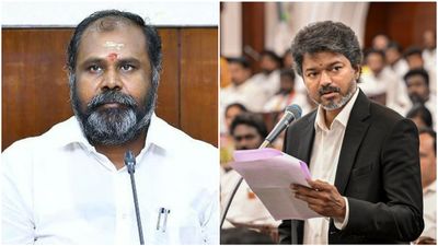 உளவுத்துறை அறிக்கையை படிப்பது யார்? தவெகவில் 3 நிழல் அதிகார மையங்கள்.. அதிமுக வார்னிங்!