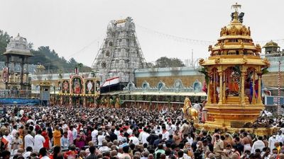 திருப்பதி ஏழுமலையானுக்கு 24 மணி நேரத்தில் ரூ 97 கோடி நன்கொடை! 2500 பேர் போட்டி போட்டு கொடுத்தது ஏன்?