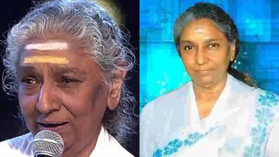 சினிமாவை விட்டு விலகிய பிறகு பாடகி ஜானகி என்ன செய்தார்? கடைசி காலத்தில் இப்படித்தான் இருந்தாரா?