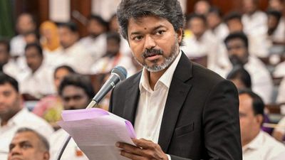 சிறப்புப் பொதுப் பட்டியல் என்றால் என்ன? நீட் பிரச்சனைக்கு விஜய் முன்வைக்கும் புதிய அரசியல் தீர்வு!