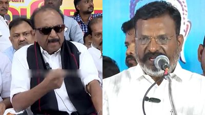 Vaiko: நோபல் பரிசு கருத்து வாபஸ்! திருமாவளவனிடம் வருத்தம் தெரிவித்தார் வைகோ! 