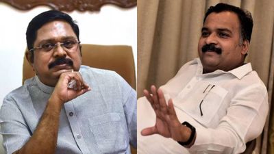 எல்லாப் பெருமையும் டிடிவிக்கே.. ஒன்றுமில்லாமல் போன அதிமுக! போய் வேலையை பாருங்க! மாணிக்கம் அட்டாக்!