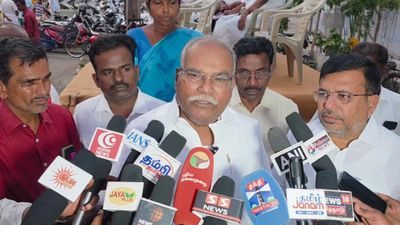 பழனி ரூ 100 கோடி மோசடி வழக்கில் மர்ம முடிச்சுகள்! 2 கோடி செக்கில் பணம் இருக்கா? மார்க்சிஸ்ட் கேள்வி