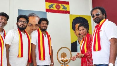 மேற்கு வங்கத்தில் உதயமான தவெக?