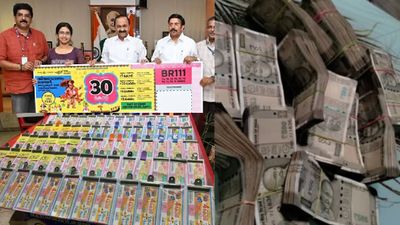 Kerala lottery: ஓணம் பம்பர் ரூ.30 கோடி! ஒரு வழியாக பரிசுத்தொகையை வாங்கி சென்ற அதிர்ஷ்டசாலி! இவ்வளவு நாள் வராதது ஏன்?