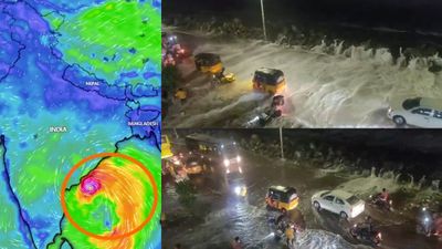 ஆந்திரா மட்டுமில்லை, சென்னையிலும் ருத்ர தாண்டவம்! கொந்தளித்த கடல்! தூக்கி வீசப்பட்ட பைக், ஆட்டோக்கள்