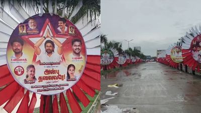 பக்கா பிளான்! டெல்லியில் இருந்து வந்ததுமே! விஜய் தோஸ்தின் கல்லூரியில் மகளிரணியை சந்திக்கும் தனுஷ்