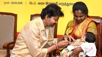 காரைக்குடி உமா மகேஸ்வரியின் குழந்தைக்கு தாய்மாமன் தங்க மோதிரம் கொடுக்காதது ஏன்? விளக்கிய தமிழக அரசு