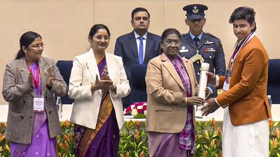 దేశం గర్వించే బాల వీరులు.. 2025 బాల పురస్కార విజేతలు వీరే!