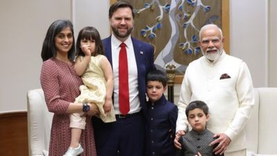 నాలుగో బిడ్డకు తండ్రి కానున్న అమెరికా వైస్ ప్రెసిడెంట్