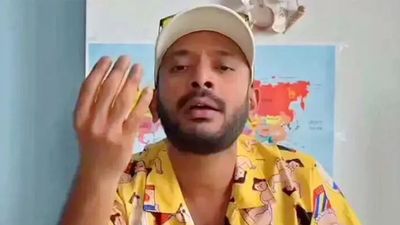 యూట్యూబర్ అన్వేష్ కు బిగ్ షాక్.. మీకు అష్ట దరిద్రాలు అంటూ అన్వేష్ శాపం!