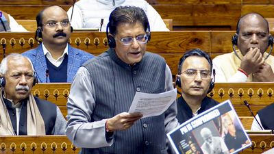 భారత్-అమెరికా డీల్ రచ్చ: అసలు నిజాలను బయటపెట్టిన పీయూష్ గోయల్!