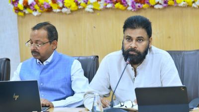 కొన్ని లోపాలు ఉన్నాయి,ఉదాసీనత వీడండి- పవన్ కీలక వ్యాఖ్యలు..!!