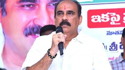 వైసీపీలోకి రీ ఎంట్రీ పై తేల్చేసిన బాలినేని, ఆయన నాయకుడు మాత్రమే కాదు..!!