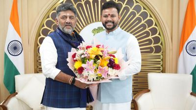 బెంగళూరులో రెండో భారీ ఎయిర్ పోర్ట్ కు కేంద్రం గ్రీన్ సిగ్నల్