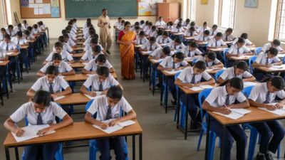 షాకింగ్ న్యూస్: ఇంటర్ పరీక్షలను రద్దు చేసిన CBSE