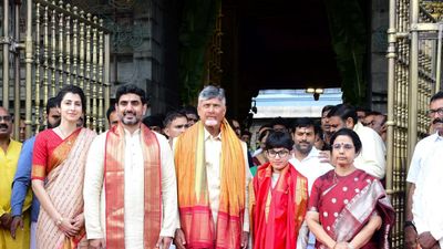 దేవాన్ష్ పేరిట తిరుమలలో ఆ రోజు ఖర్చు మొత్తం చంద్రబాబుదే, స్వయంగా..!!