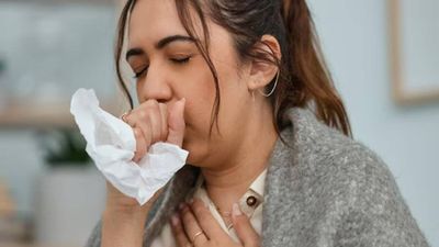 దగ్గుతో బాధపడేవారు ఈ ఆహారాలు తినొద్దు!