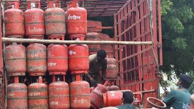 ఇక ఒక్క మిస్డ్ కాల్‌తో గ్యాస్ బుకింగ్: కొత్త నంబర్లు ఇవే!