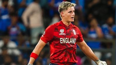 టీం ఇండియాను వణికించిన 22ఏళ్ల కుర్రాడు- ఎవరీ జాకబ్ బెథెల్, IPL టీం..రేటు..!!