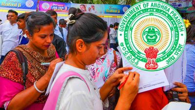 ఏపీలో పండుగ వేళ ఉద్యోగాల జాతర, భారీగా నోటిఫికేషన్లు - శాఖల వారీగా ఖాళీలు..!!