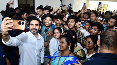 ఏపీ విద్యార్ధులకు సర్కార్ గుడ్ న్యూస్..! దేశంలో తొలిసారి..!