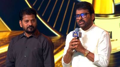 మెగాస్టార్ చిరంజీవి కామెంట్స్ : భగ్గుమన్న ఏపీ నెటిజెన్లు