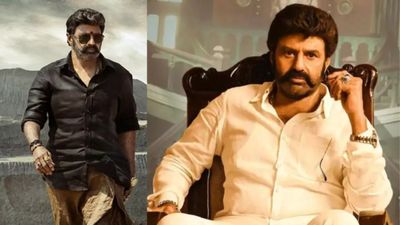 అందరి ముందు ఆమె కాళ్లు పట్టుకున్న బాలయ్య.. వీడియో వైరల్ !!