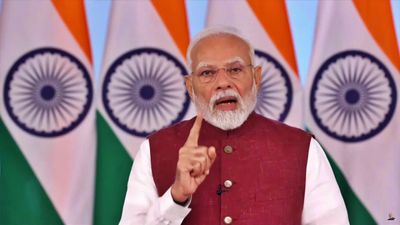 అన్ని రాష్ట్రాల సీఎంలతో ప్రధాని మోదీ సమావేశం.. సంచలన నిర్ణయం దిశగా..!!