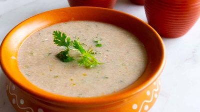 వేసవిలో ఏ సమయంలో రాగి జావ తాగాలి- ఇలా చేస్తే ఫుల్ ఎనర్జీ..!!