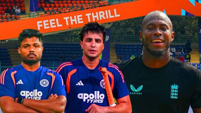 సంజూ, అభిషేక్ కు పొంచి ఉన్న ముప్పు- గురి పెట్టిన ఇంగ్లాండ్.. గంభీర్ ప్లాన్ ఛేంజ్..!!