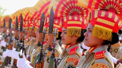 నెలకు రూ.69,100 జీతంతో ప్రభుత్వ ఉద్యోగాలు..!