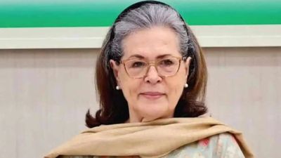 ఆసుపత్రిలో సోనియా గాంధీ అడ్మిట్: హుటాహుటిన రాహుల్, ప్రియాంక: అబ్జర్వేషన్ లో