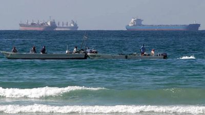 హార్మూజ్ జలసంధి క్లోజ్.. ఆ ఒక్క దేశానికి తప్ప..!