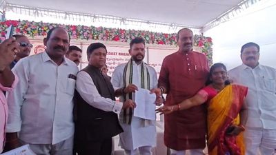 ఉత్తరాంధ్ర ప్రజలకు తీపికబురు.. విశాఖపట్నం రైల్వే జోన్ పై కేంద్రమంత్రి  ప్రకటన! 