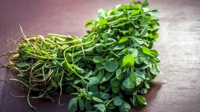 మెంతికూర కట్ట రూ.600. రేటు చూసి మహిళ షాక్