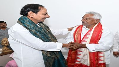 జీవన్ రెడ్డికి కేసీఆర్ బిగ్ టాస్క్, ఆపరేషన్ బిగిన్..!!