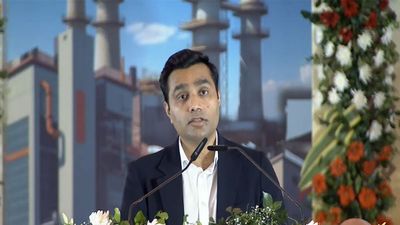 Karan Adani: అదానీ గ్రూప్ భారీ పెట్టుబడులు:డేటా సెంటర్,పవర్ ప్లాంట్ ప్రాజెక్టులు