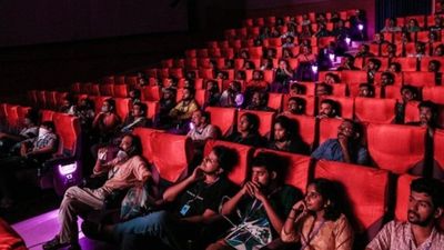 మధ్యతరగతి మనుషుల ఎమోషనల్ జర్నీ